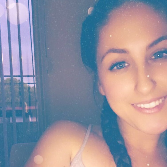 Meet your Posher, Sasha - Picture 1 of 1